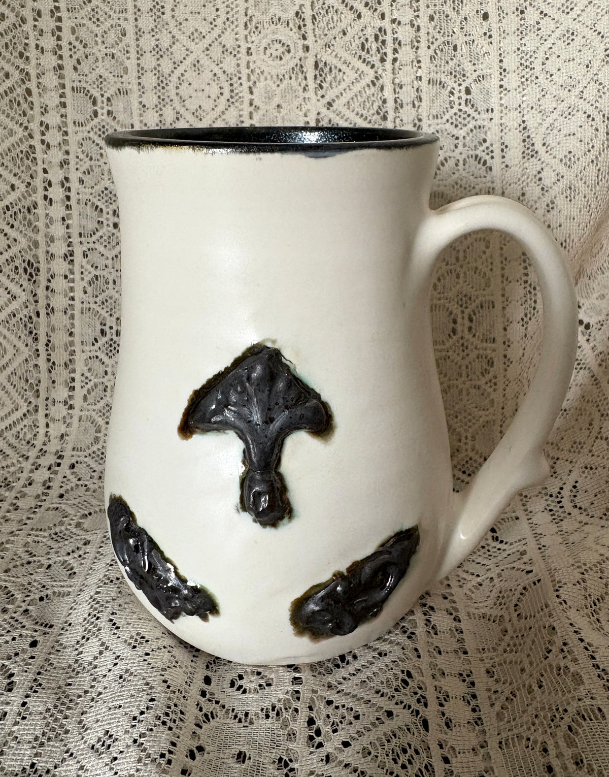 Filigree Mug - White