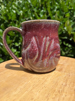 Load image into Gallery viewer, Melting Red Carved Mug - A
