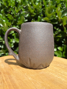 Black Raw Carved Mug
