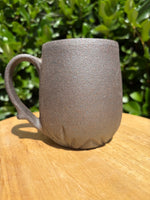 Load image into Gallery viewer, Black Raw Carved Mug
