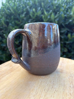 Load image into Gallery viewer, Reflective Black Mug *slight superficial crack on handle side
