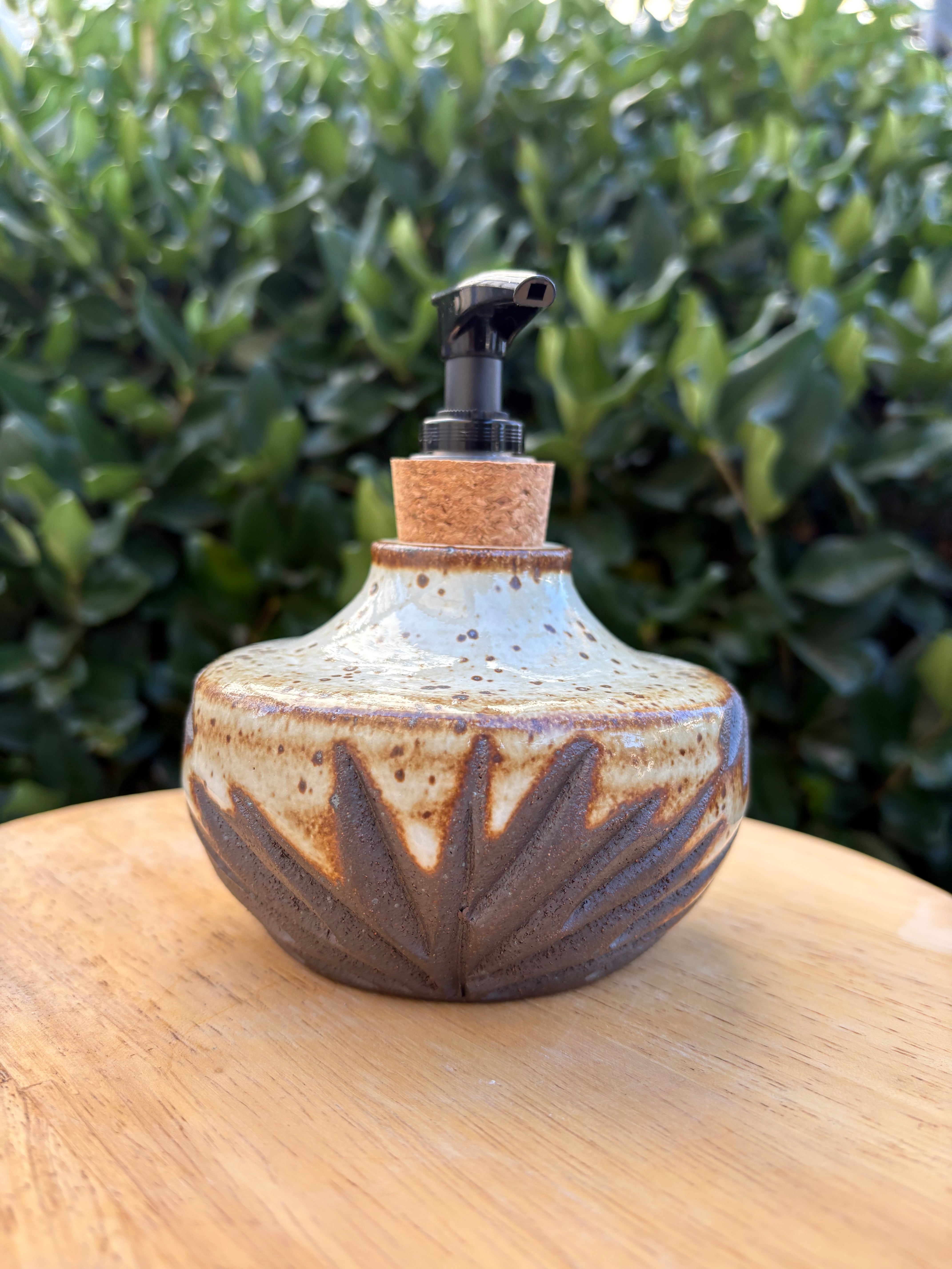 Fan Carved Soap Dispenser
