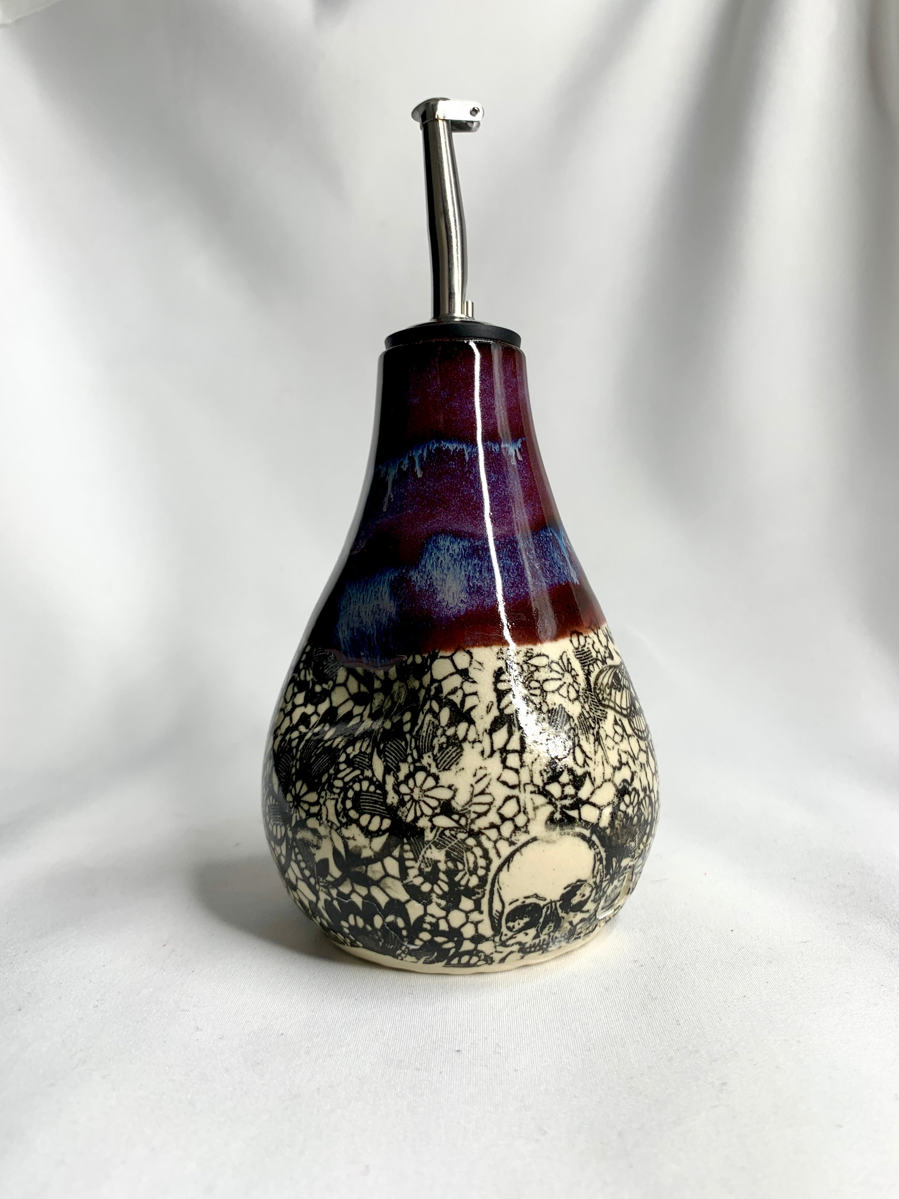 Lace Catacomb Oil Bottle - B