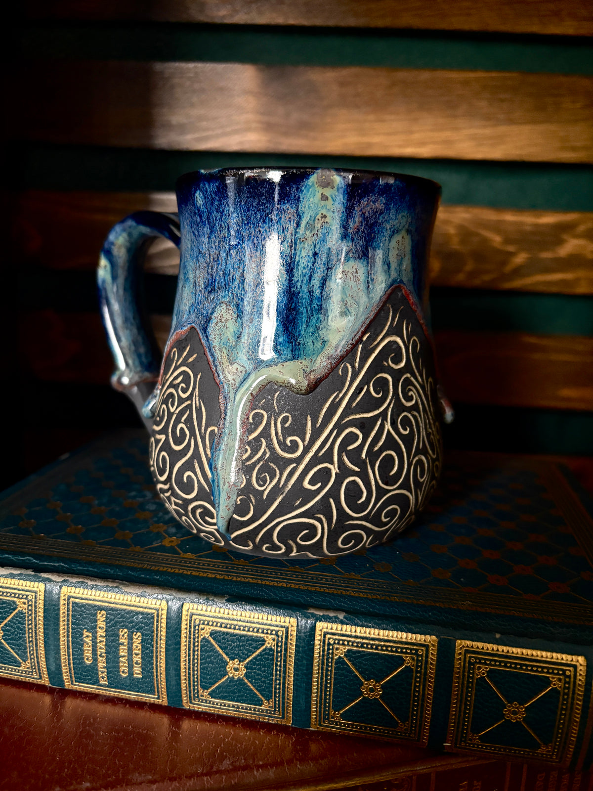 Curvy Mountain Mug