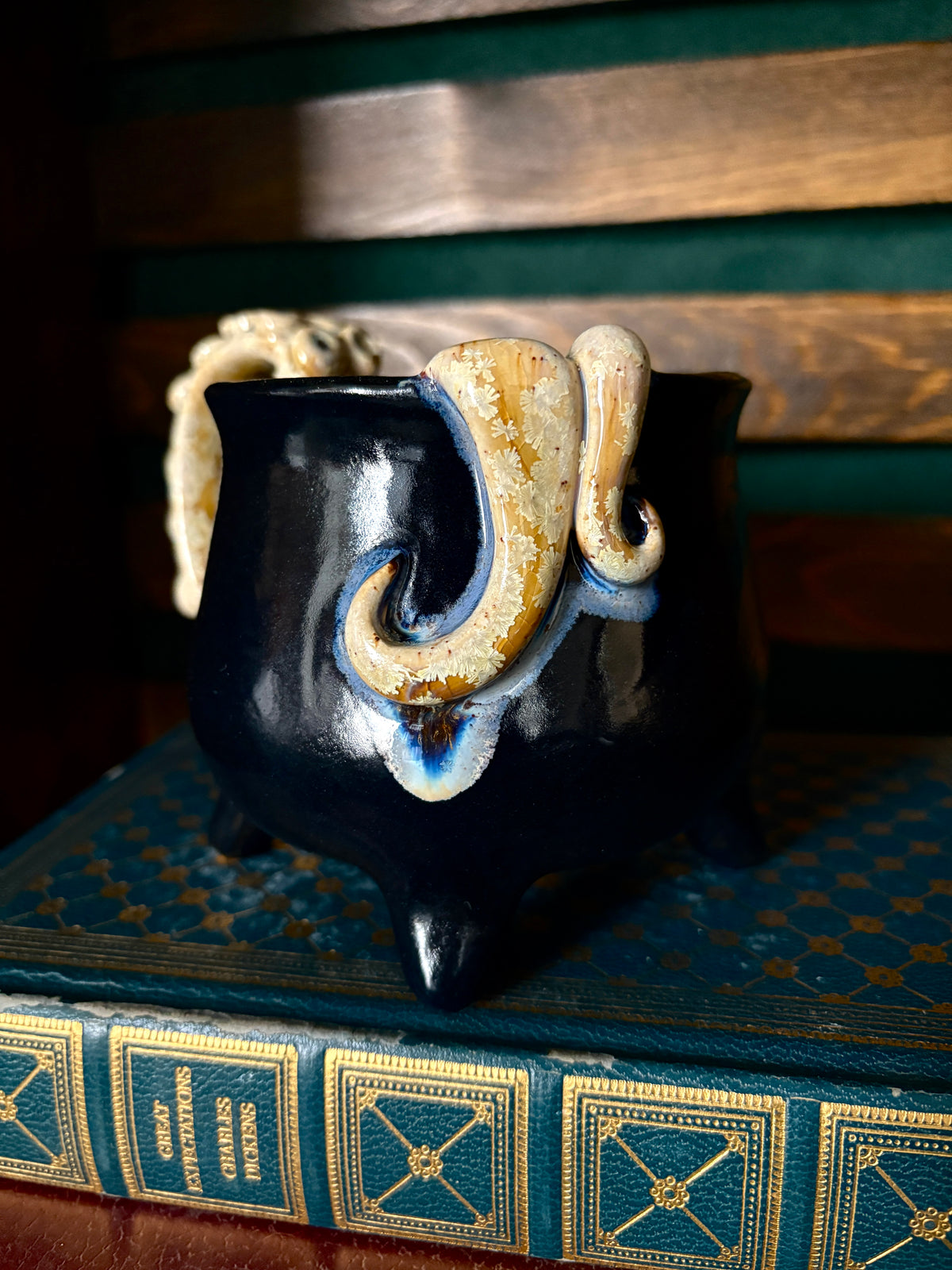 Nebula Tentacle Mug (Glossy Base)
