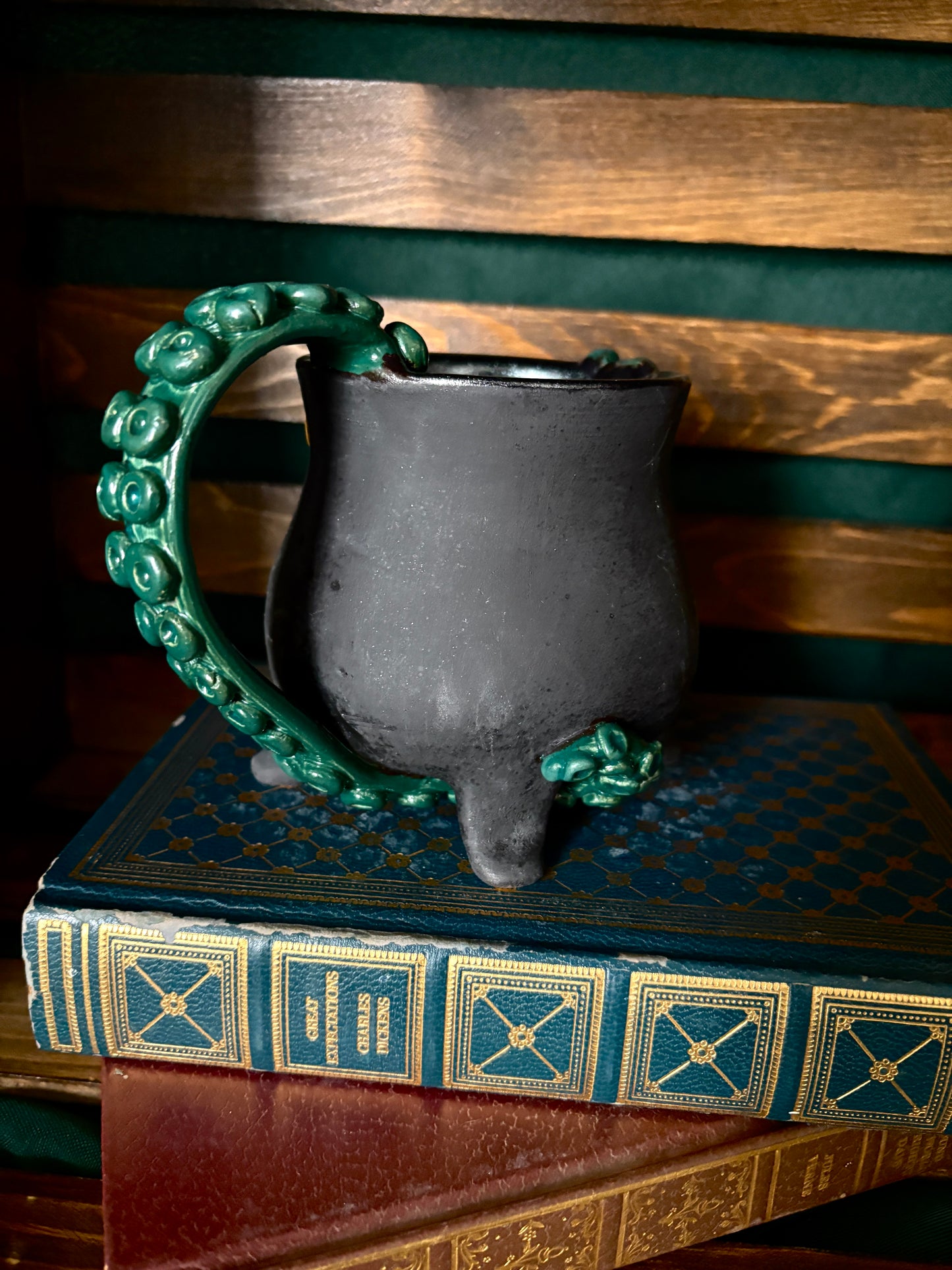 Emerald Tentacle Mug (Matte Base)